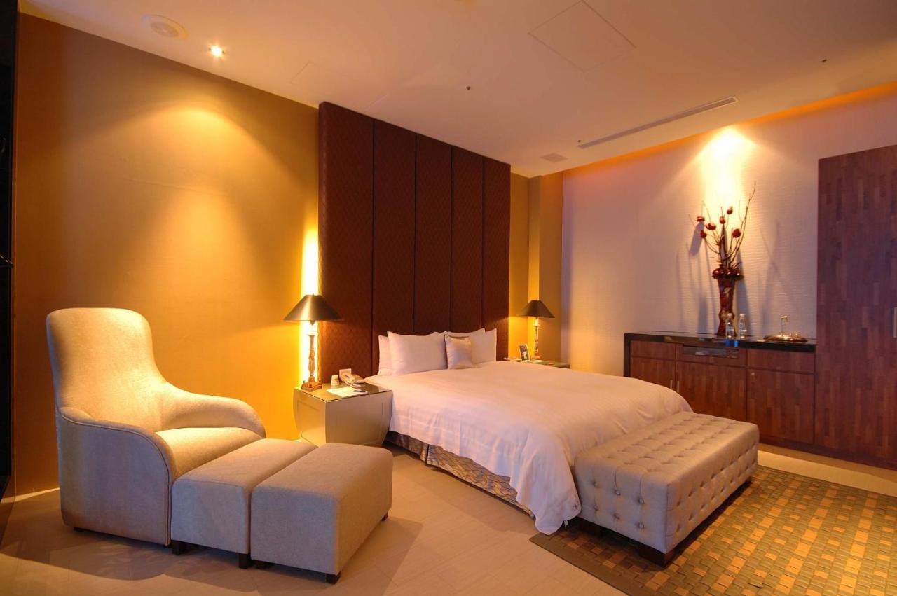 Dubai Motel Yilan Dış mekan fotoğraf