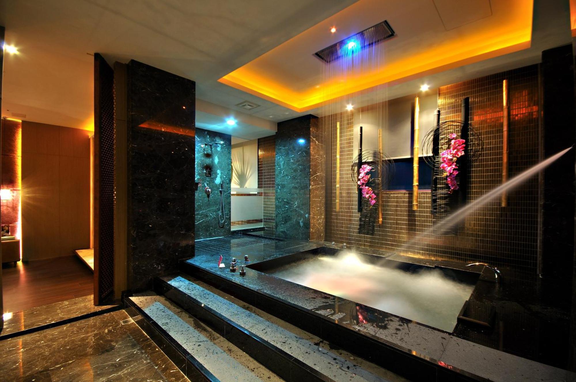 Dubai Motel Yilan Dış mekan fotoğraf