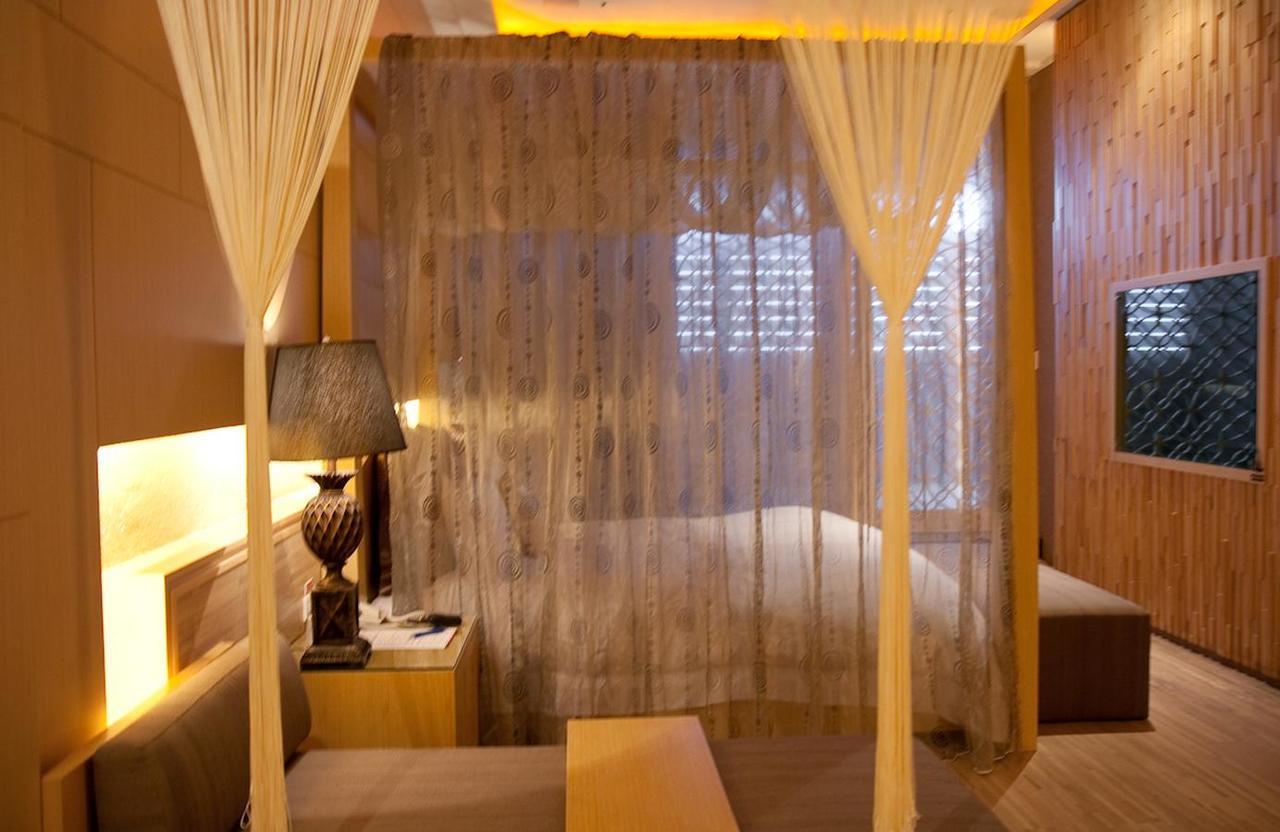Dubai Motel Yilan Dış mekan fotoğraf