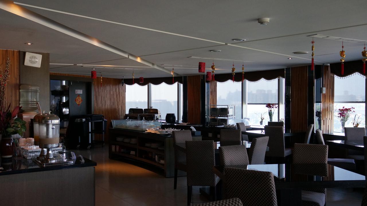Dubai Motel Yilan Dış mekan fotoğraf