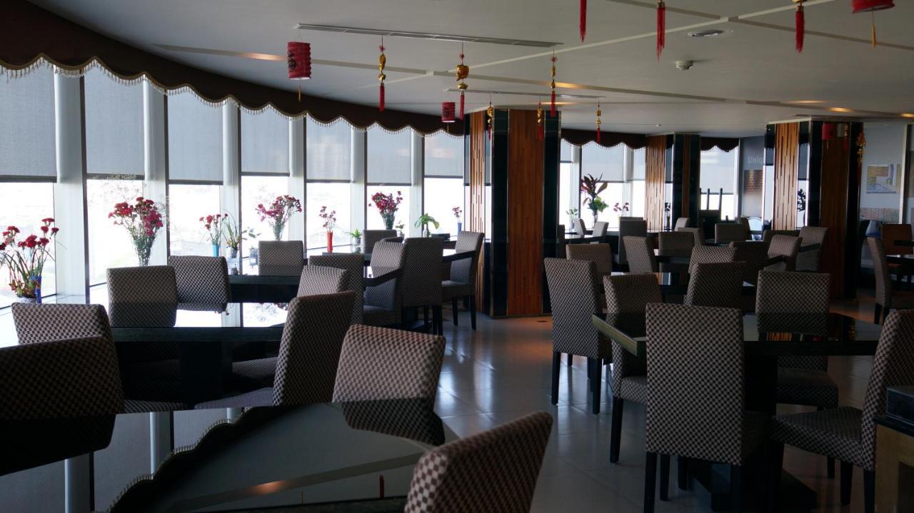Dubai Motel Yilan Dış mekan fotoğraf